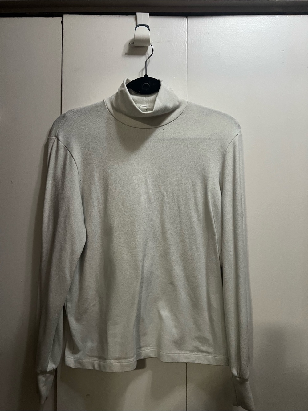 Uniqlo White Turtleneck